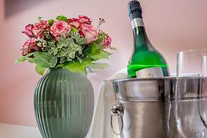 KOOS Hotel&Apartments