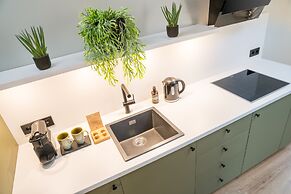 KOOS Hotel&Apartments