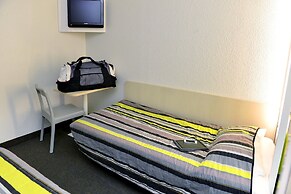 hotelF1 Evreux Sud