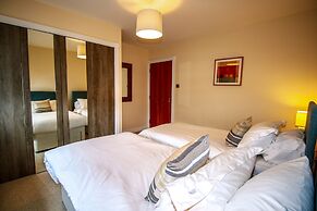 Turnberry Apartments