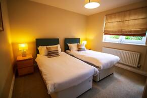 Turnberry Apartments