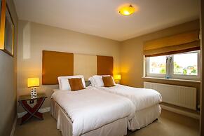 Turnberry Apartments