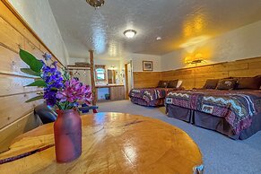 Chinook Winds Lodge