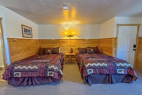 Chinook Winds Lodge