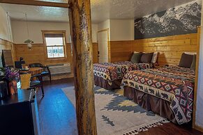 Chinook Winds Lodge