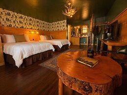 The Amoretti Hotel