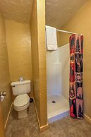 Chinook Winds Lodge