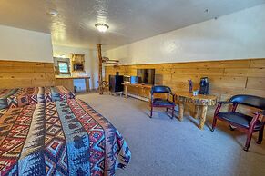 Chinook Winds Lodge