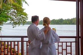 Aninga Lodge