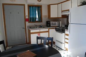Northwoods Inn LLC