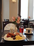 Mannin Hotel