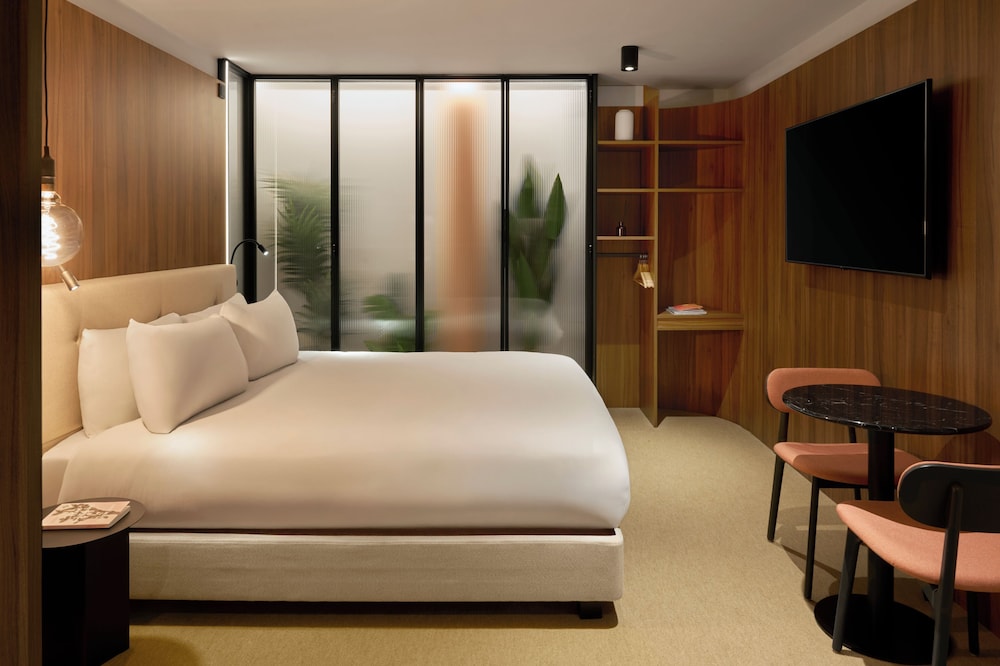 Good Hotel London