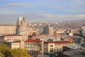 ibis Yerevan Center