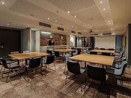 ibis Yerevan Center
