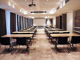 ibis Yerevan Center