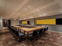 ibis Yerevan Center