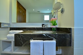 Sealine Beach - a Murwab Resort