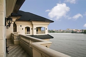 Westfoster Harbour Boutique Residences