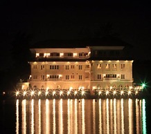 Westfoster Harbour Boutique Residences