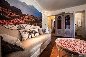 Home Hotel Arosa