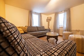 Home Hotel Arosa