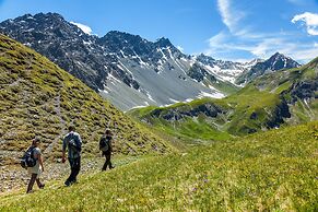 Home Hotel Arosa