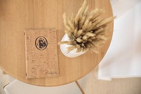 Proteas Hotel & Suites