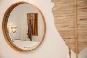 Proteas Hotel & Suites