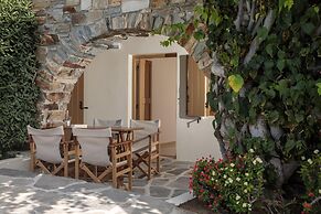 Proteas Hotel & Suites