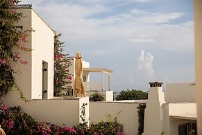 Proteas Hotel & Suites