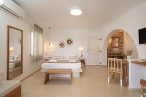 Proteas Hotel & Suites