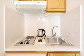 Proteas Hotel & Suites