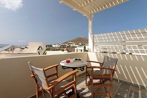 Proteas Hotel & Suites