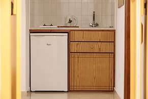 Proteas Hotel & Suites