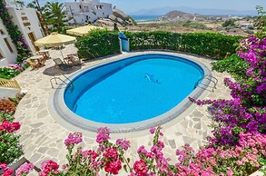 Proteas Hotel & Suites