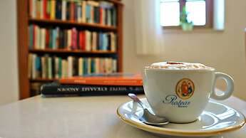 Proteas Hotel & Suites