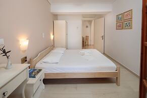 Proteas Hotel & Suites