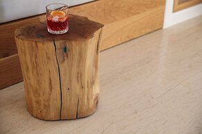 Proteas Hotel & Suites