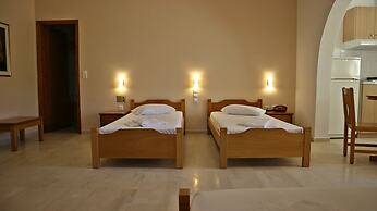 Proteas Hotel & Suites