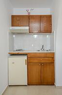 Proteas Hotel & Suites