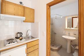 Proteas Hotel & Suites