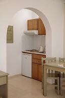 Proteas Hotel & Suites