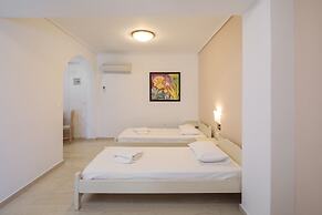 Proteas Hotel & Suites