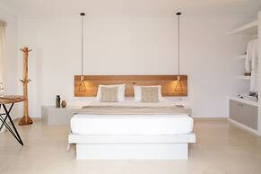 Proteas Hotel & Suites