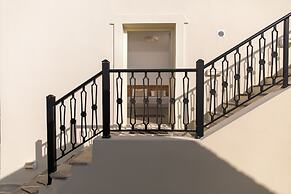 Proteas Hotel & Suites