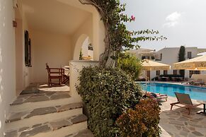 Proteas Hotel & Suites