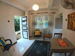 Anne's Maisonnette
