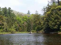 Dwight Riverside Inn