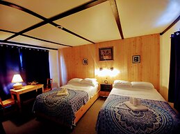 Dwight Riverside Inn