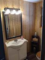 Dwight Riverside Inn